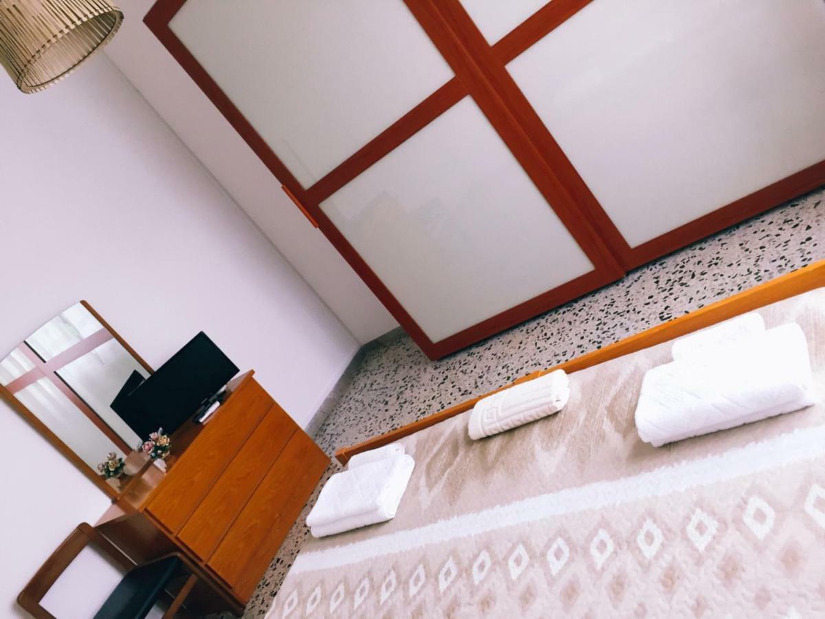 B&B Dell'Amicizia Фано Экстерьер фото